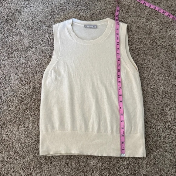 Everlane The Classic Tank in Cashmere Cream 
size Medium - Picture 12 of 12